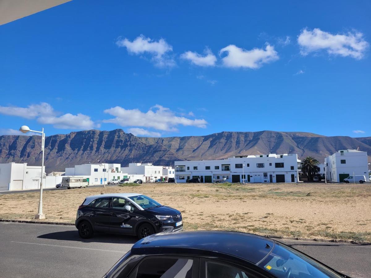 Islote Famara Exterior foto